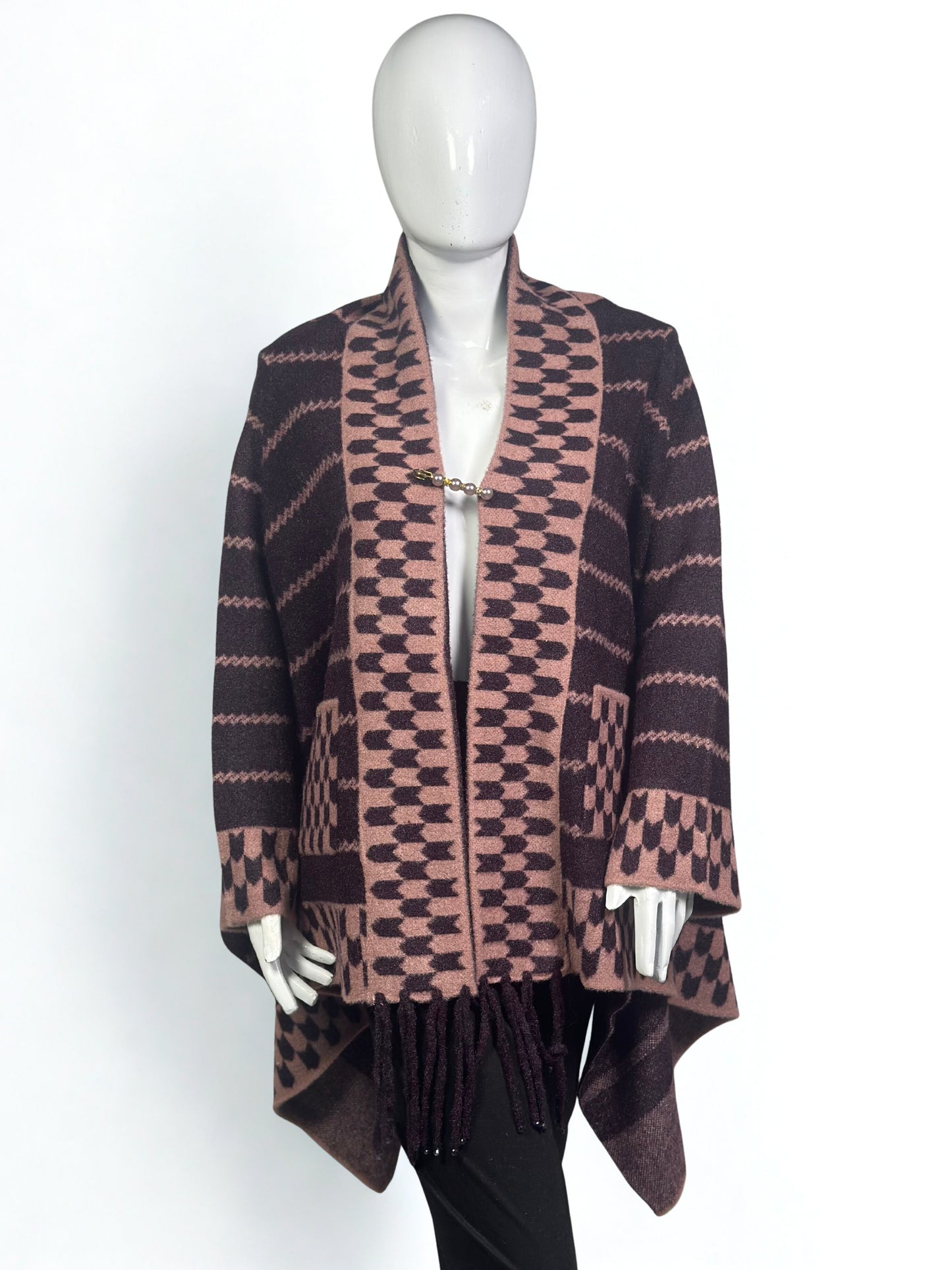 Geometric Wool CapeShawl With Pockets – Premium Winter Wrap